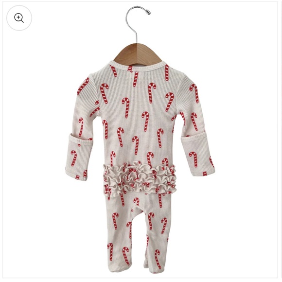 SpearmintLove Organic Waffle Ruffle Zip Footie and Matching Bow- Candy Cane - Picture 5 of 6